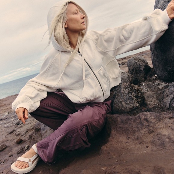 FP Movement Side-Line Sweatshirt - Picture 2 of 3